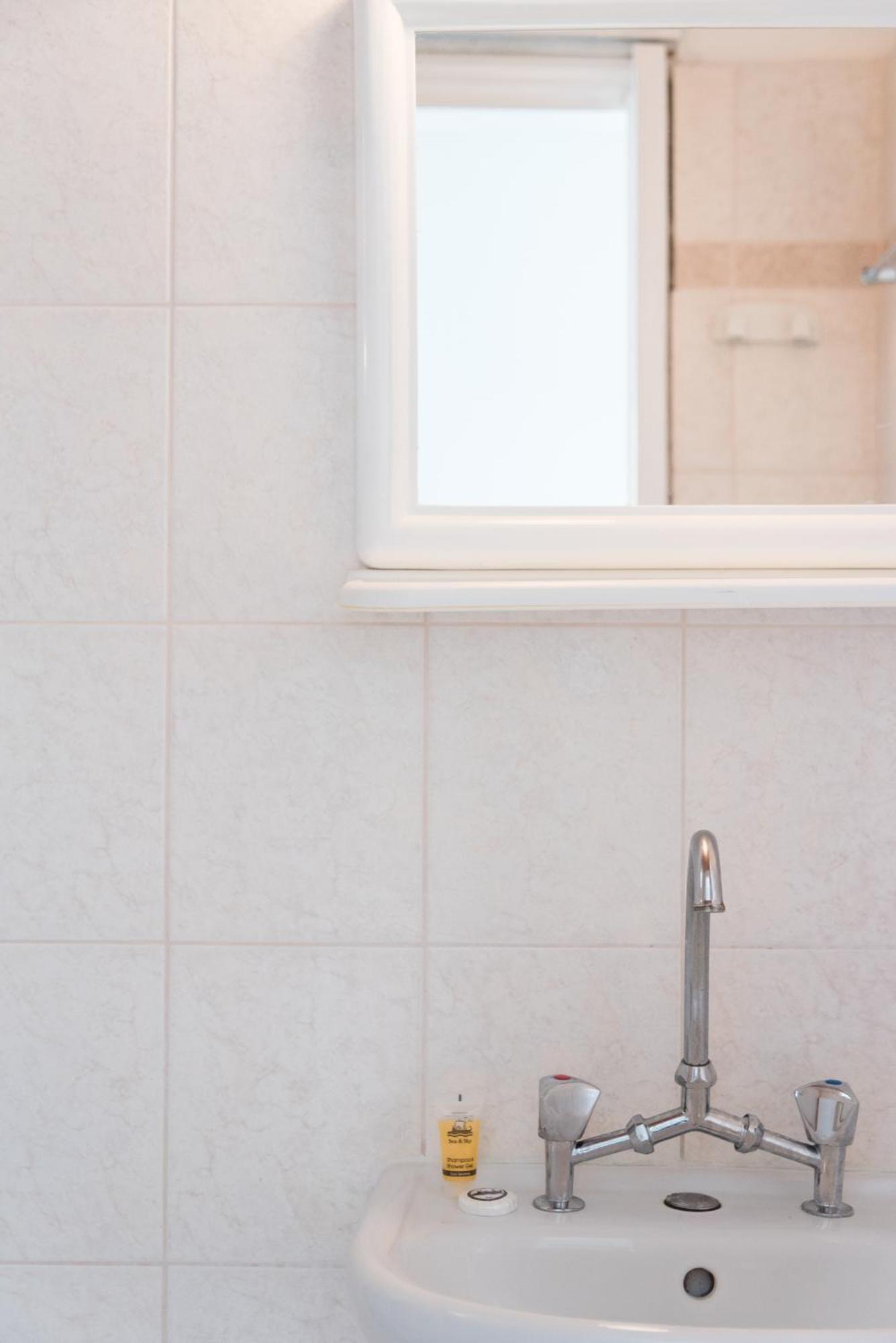 Standard Triple Room,1756789132:JPEG